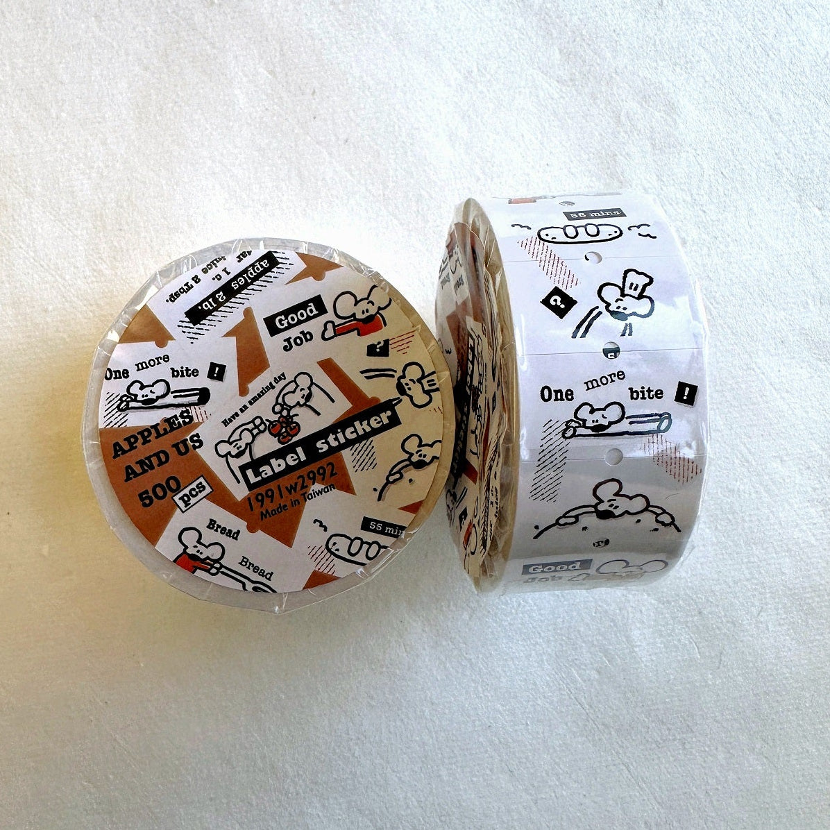 1991w2992 - Apples and Us label sticker roll SAMPLES