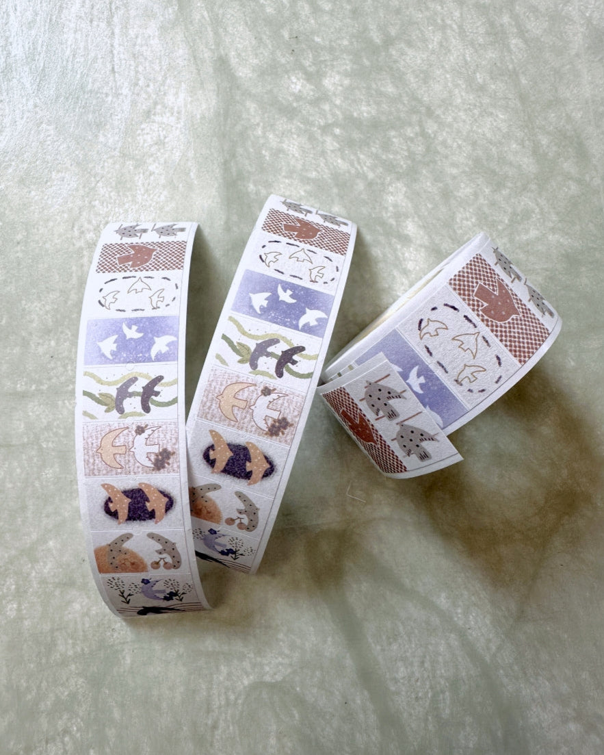 37 Degree - Birds label sticker roll SAMPLES