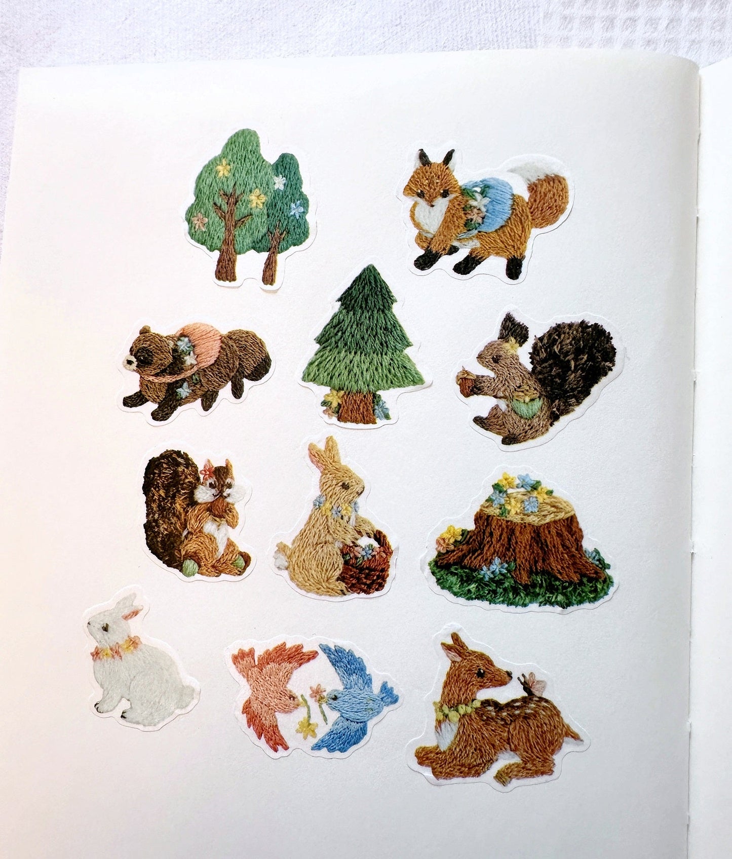Bande - embroidery animals masking sticker roll SAMPLES