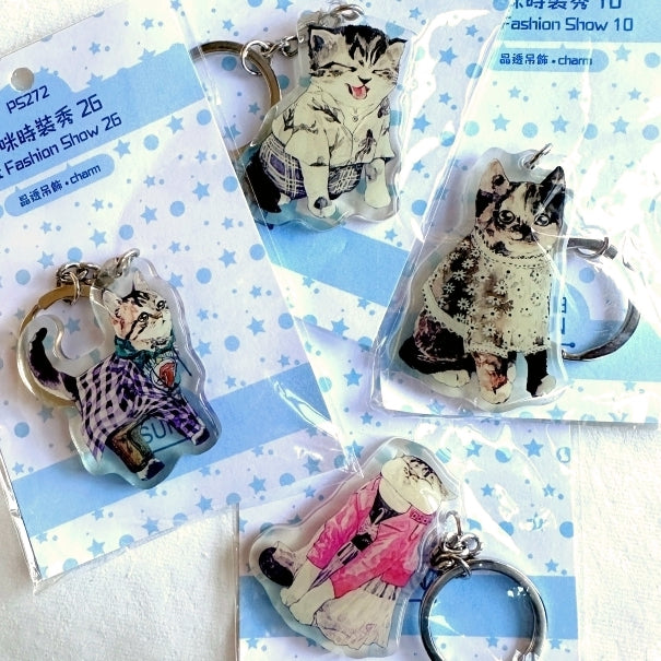Cat Fashion Show by SUN - pendant charms with keyring