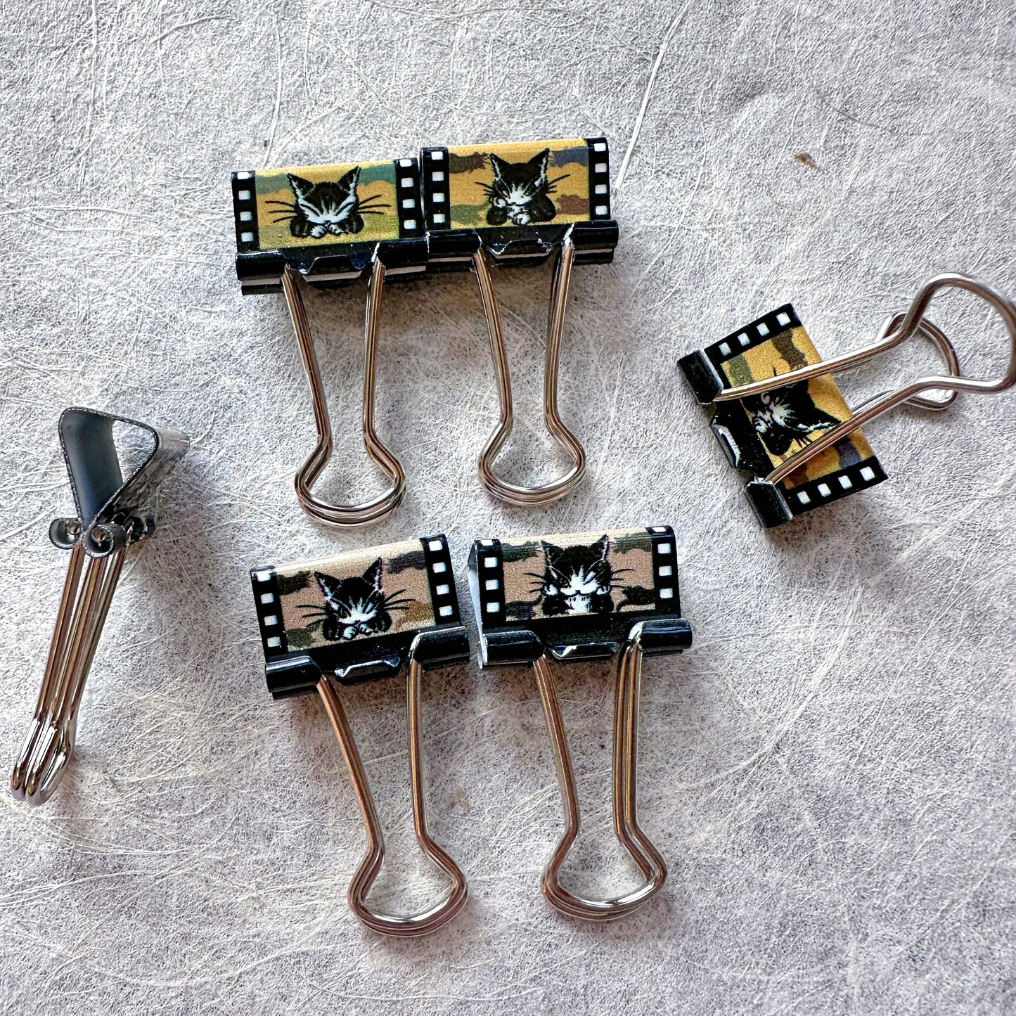Wachifield - mini binder clip SAMPLER