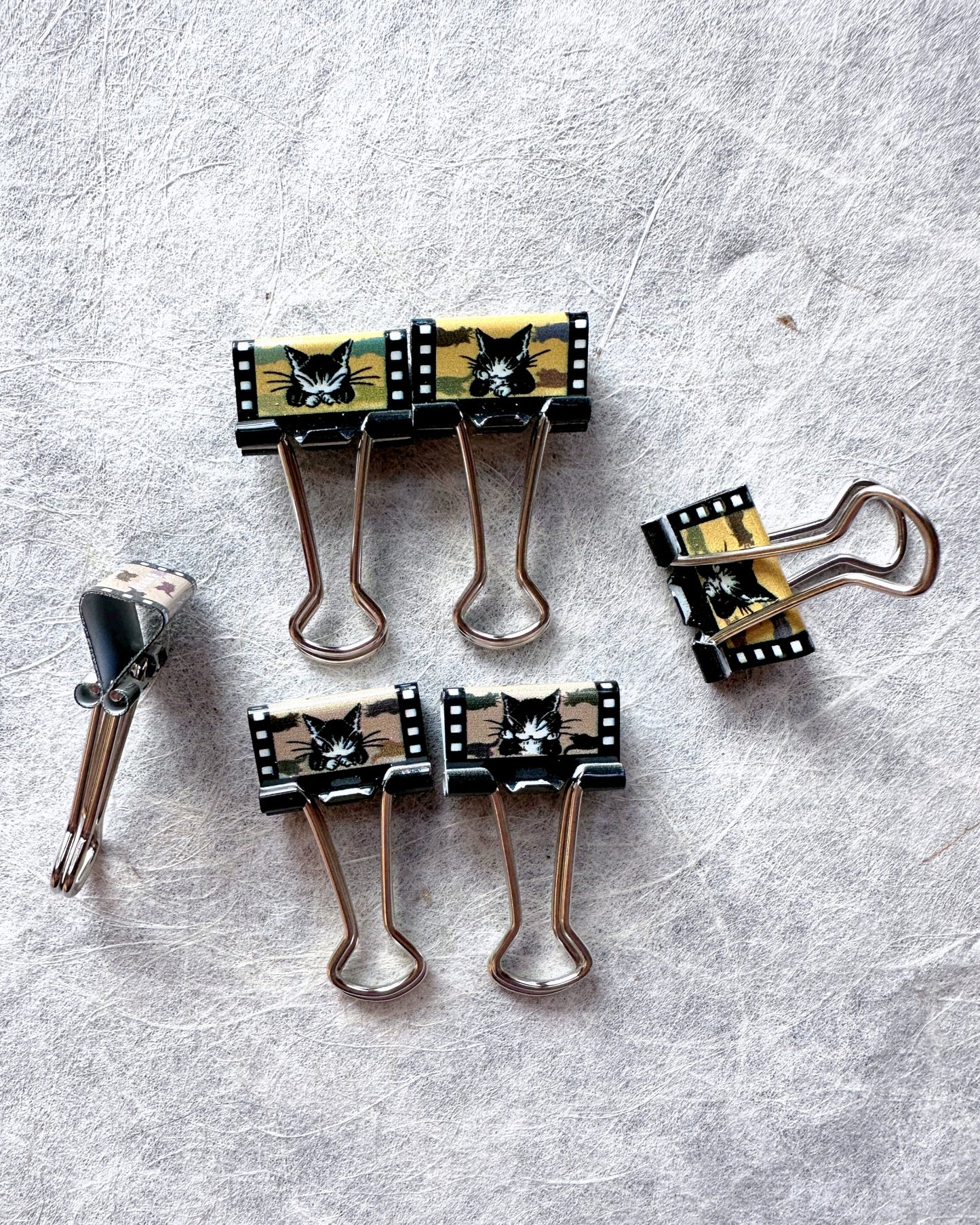 Wachifield - mini binder clip SAMPLER
