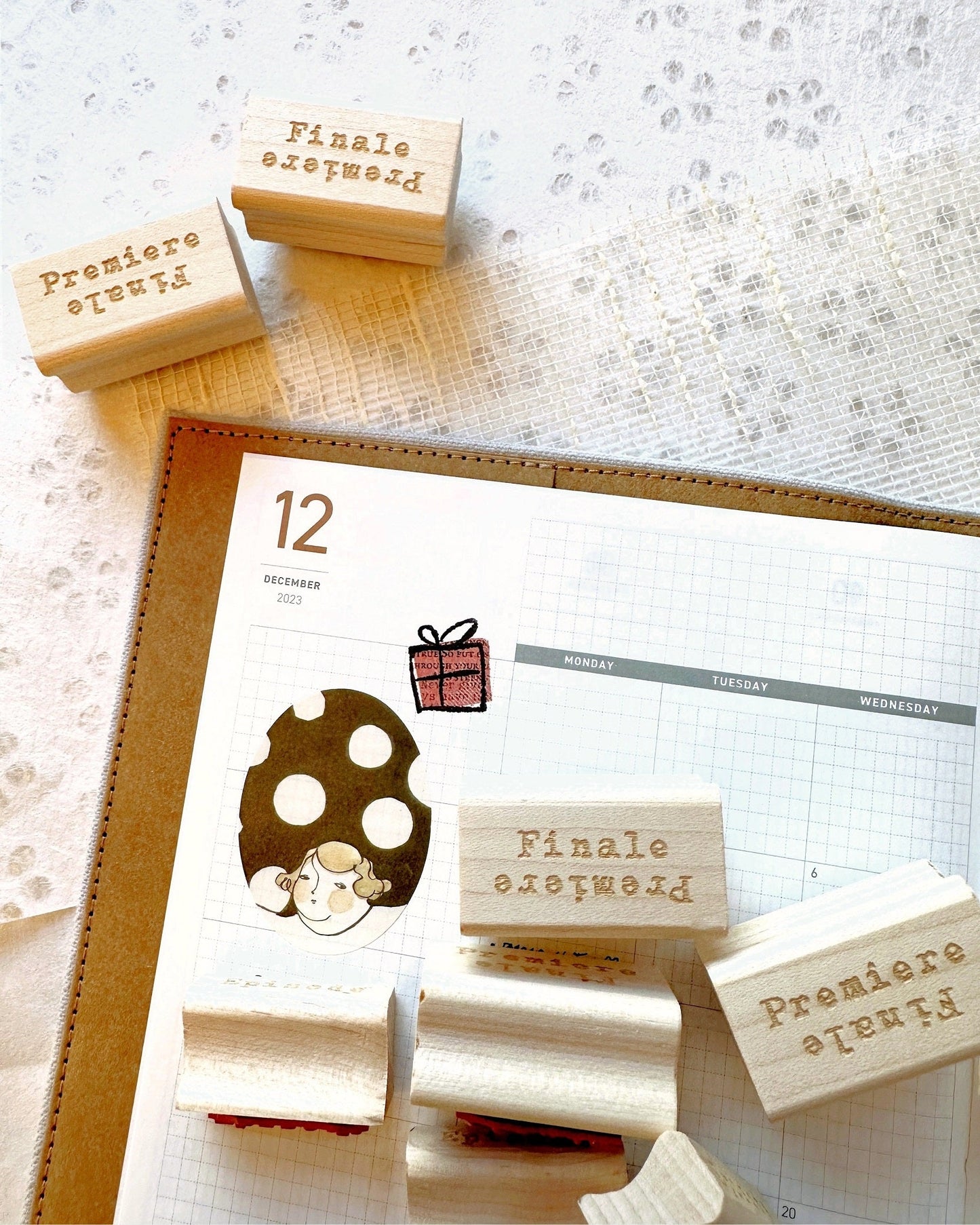 TAOthings Studio - Premiere/Finale & Episode rubber stamps (for beginnings, endings, and in betweens)