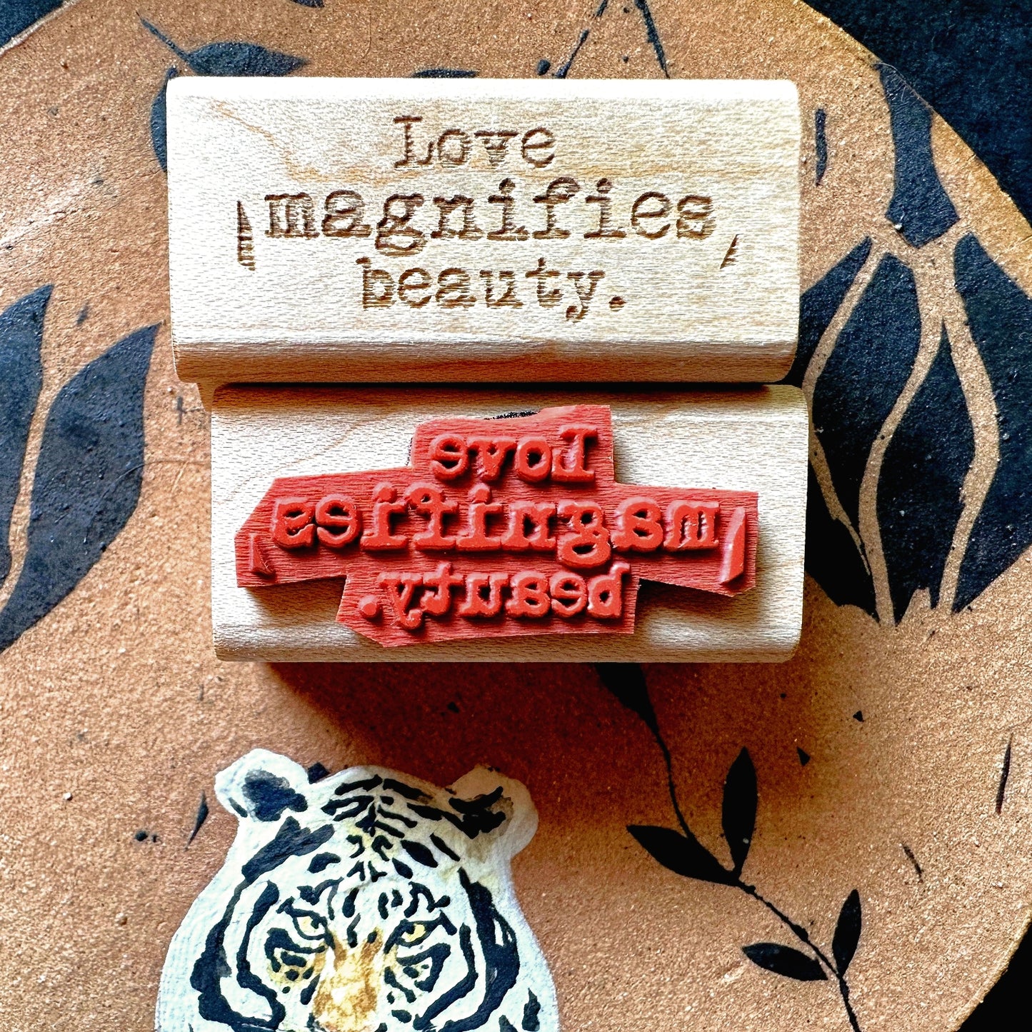 TAOthings Studio - Love Magnifies Beauty rubber stamps