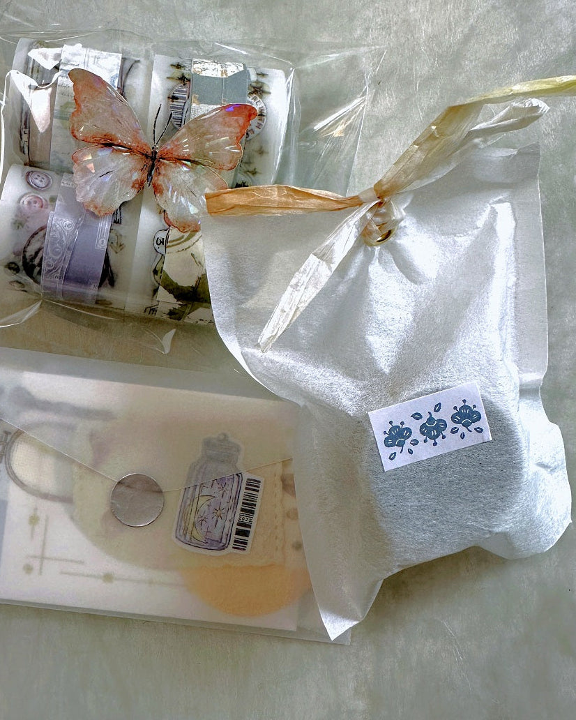 Lin Chia Ning - Spring Flower & Circle label sticker roll SAMPLES