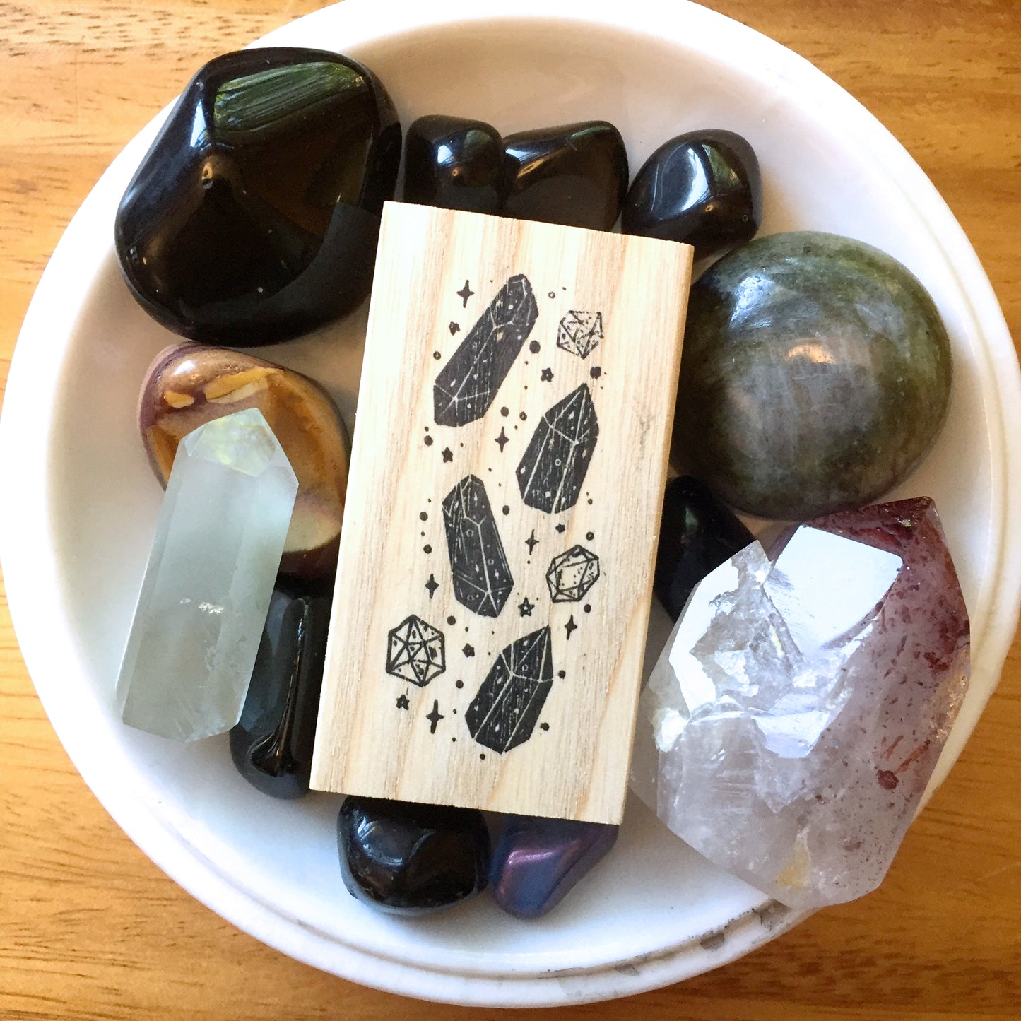 Labiri - Mystic Crystal rubber stamp [Pre-loved]