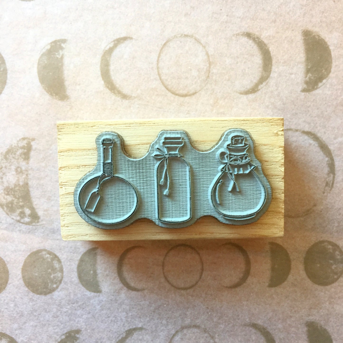Labiri - Potion Bottles rubber stamp [Pre-loved]