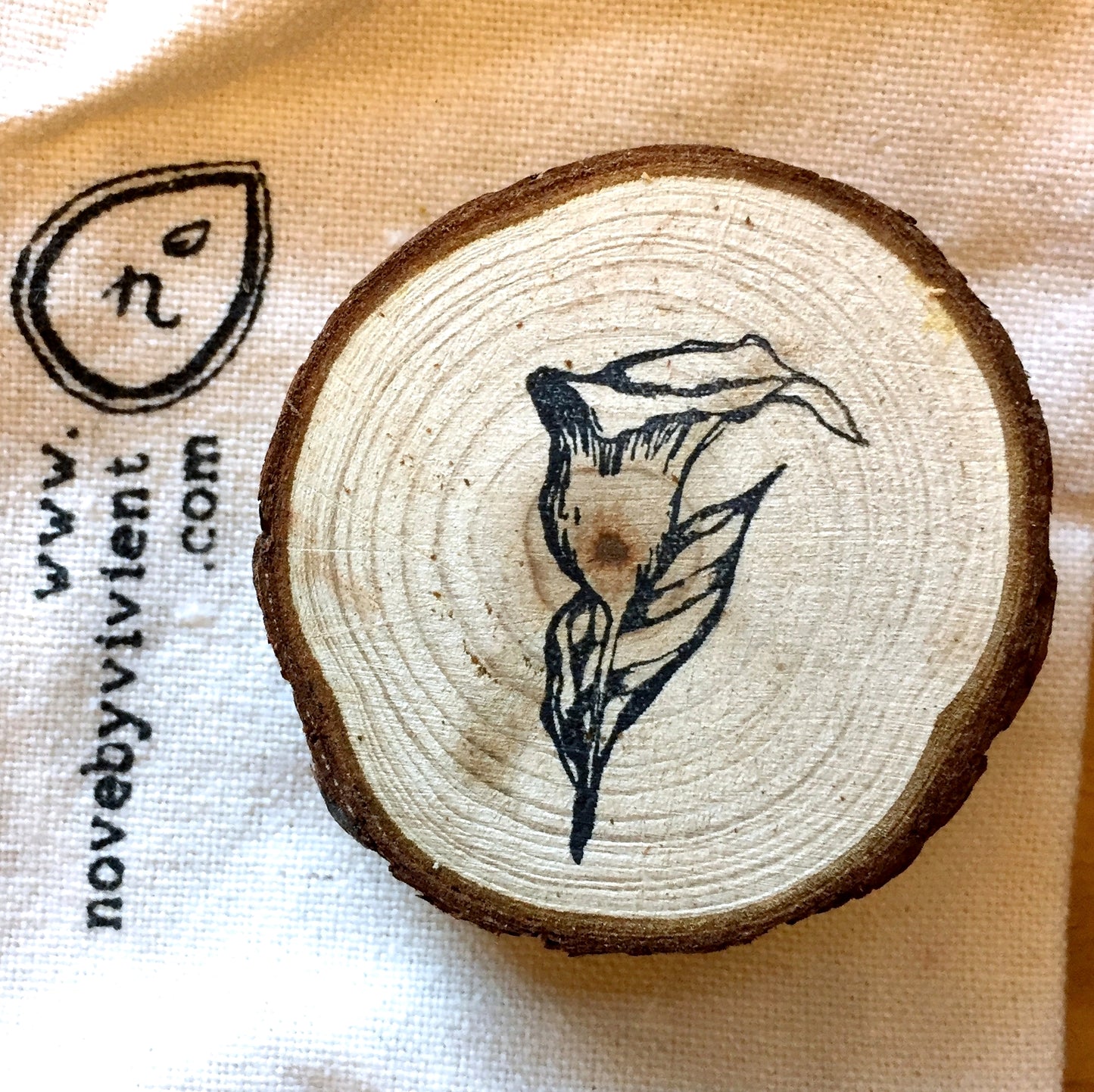 Nove.九 - No.3 Lily raw-bark rubber stamp (discontinued)