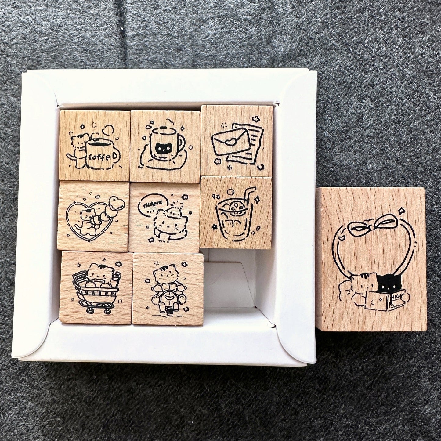 Muguang - Live a Good Life cat rubber stamps