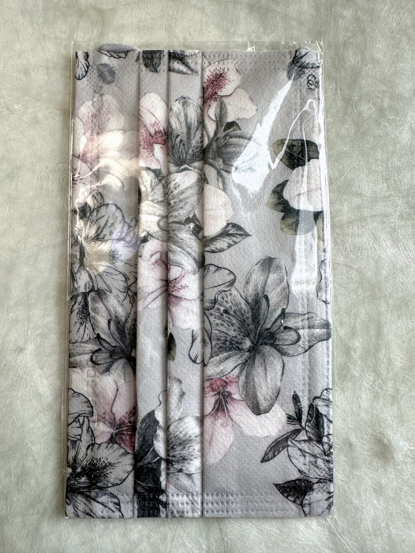 Loidesign - Floral print disposable paper face masks