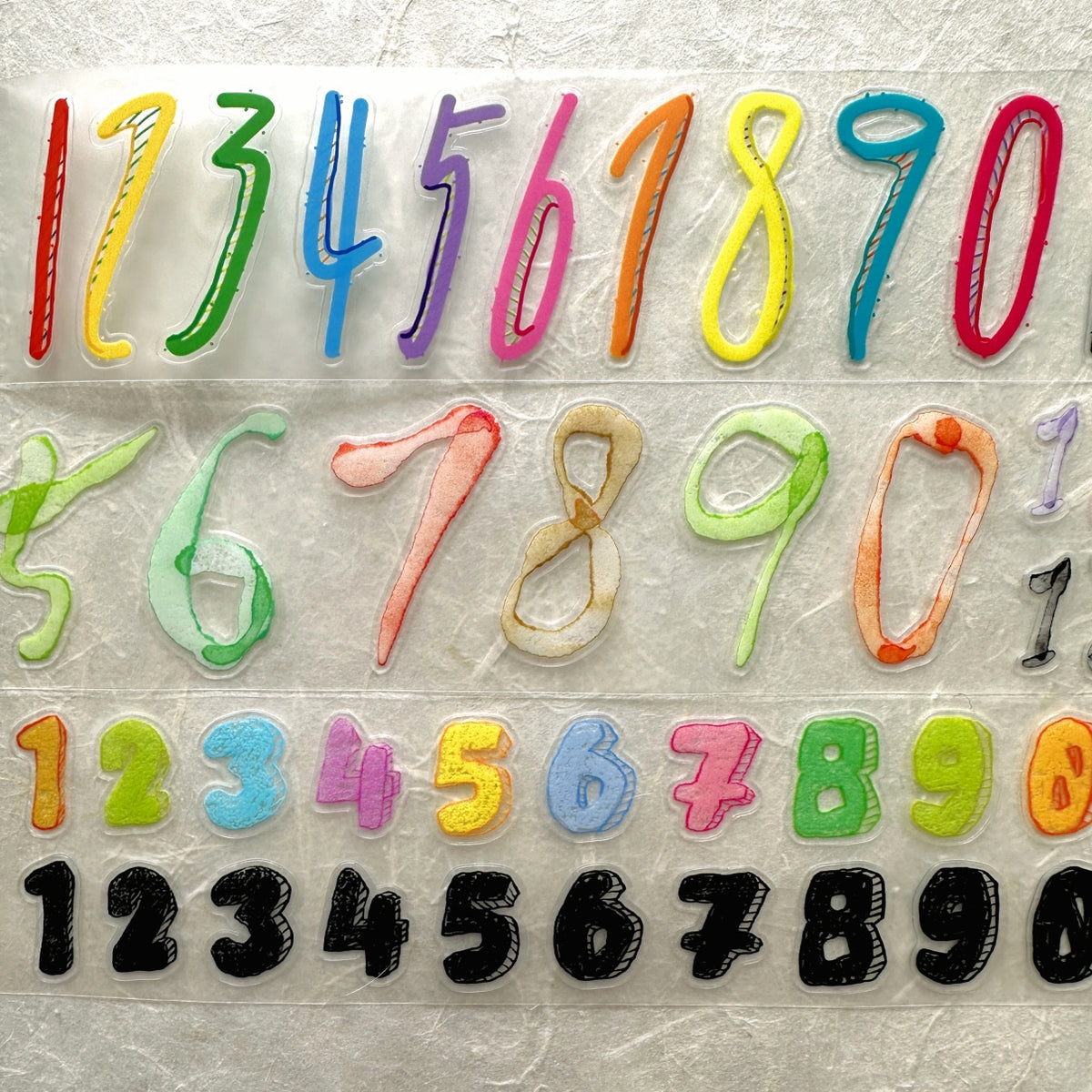 Zouzou - Graffiti Numbers kiss-cut PET & synthetic paper tape (4 cm x 218 cm) SAMPLES