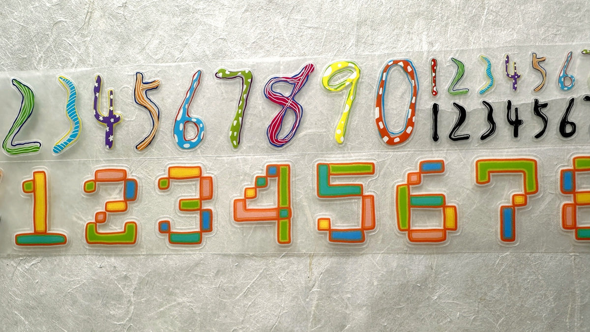 Zouzou - Graffiti Numbers kiss-cut PET & synthetic paper tape (4 cm x 218 cm) SAMPLES