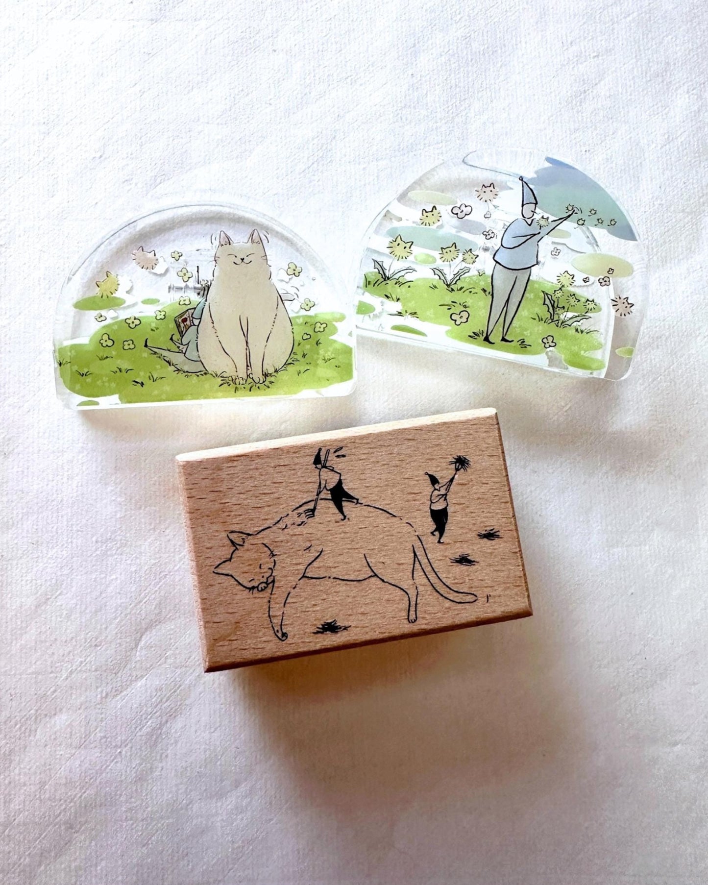 Modaizhi - Cat Attendant acrylic planner clips
